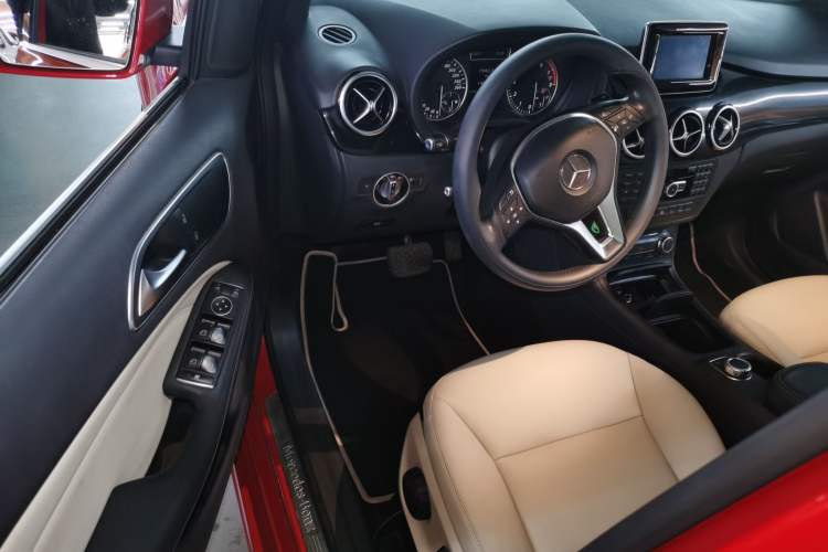 Used Mercedes-Benz B-Class 2012 B 180
