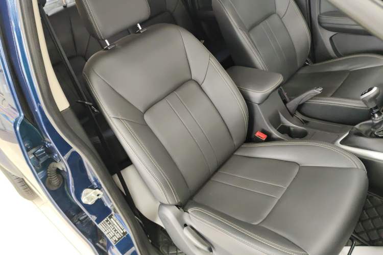 Used Isuzu JLM 2023 2.5T Diesel Manual Two-Wheel Drive Chima Long-Wheelbase Version
