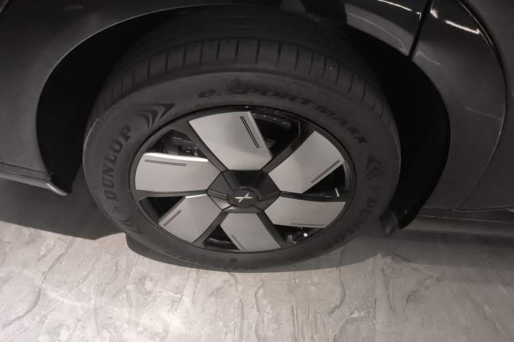 Used XPeng X9 2024 610 Long-Range Pro
