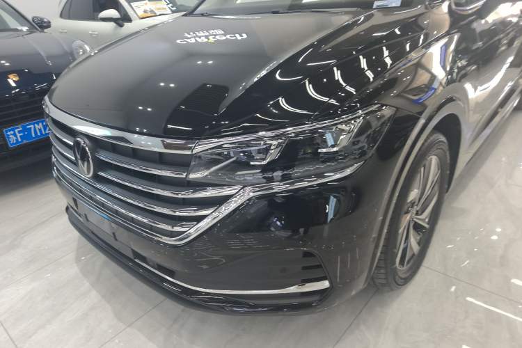 Used Volkswagen Viloran 2024 380TSI Luxury Edition