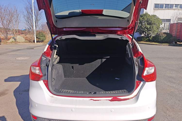 Used Ford Focus 2012 Hatchback 1.6L Automatic Comfort Model
