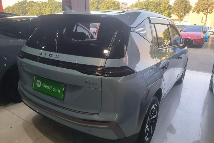 Used AION Y 2023 Plus 510 Smart Edition