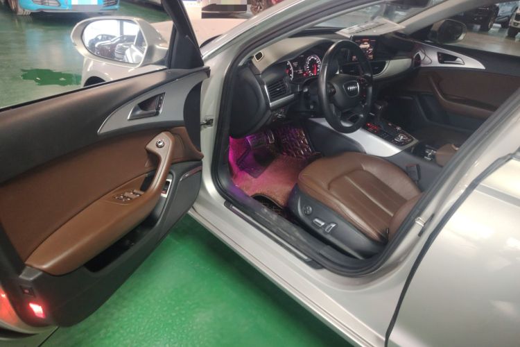 Used Audi A6L 2014 TFSI Comfort Model
