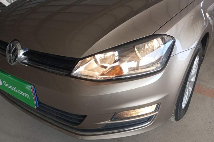 Used Volkswagen Golf 2016 1.6L Automatic Fashion Model