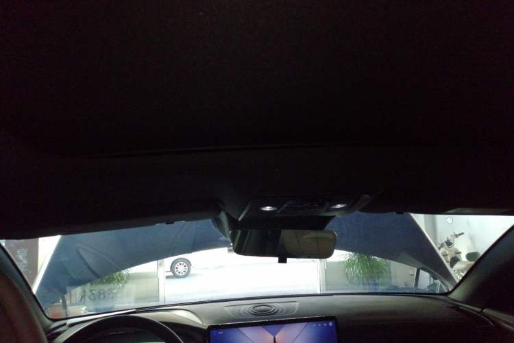 Used BYD Han 2024 EV Glory Edition 506KM Front-Wheel-Drive Premium Model
