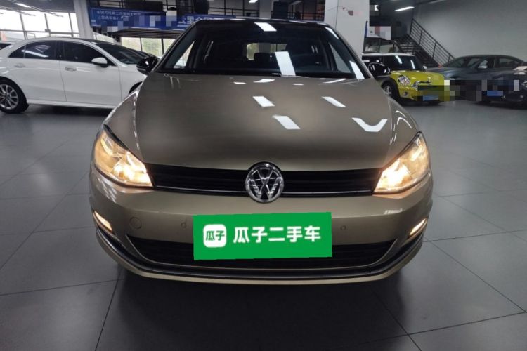 Used Volkswagen Golf 2017 1.6L Automatic Comfort Million-Vehicle Anniversary Edition