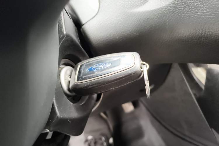 Used Ford Focus 2017 Hatchback 1.6L Automatic Fashion Edition Smart Drive Version