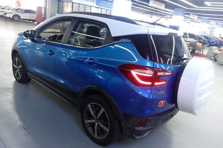 Used BYD Yuan New Energy 2018 EV360 Smart Connected Cool Model