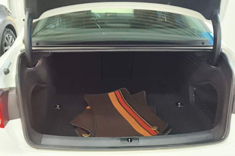 Used Audi A4L 2017 40 TFSI Ambition Edition