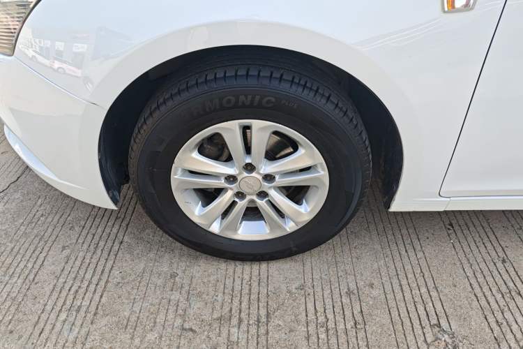 Used Chevrolet Cruze 2015 1.5L Classic SL MT
