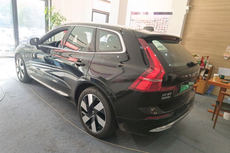 Used Volvo XC60 New Energy 2025 Plug-in Hybrid Long-Range All-Wheel Drive Smart Luxury Edition