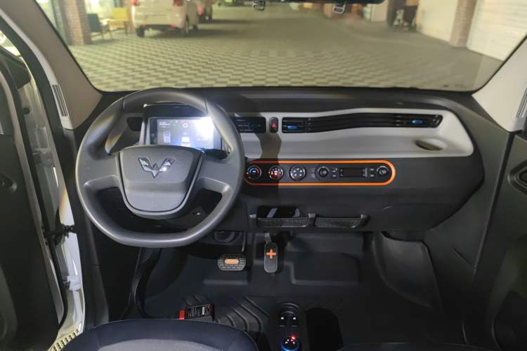 Used Wuling Hongguang MINIEV 2020 Freedom Version Lithium Iron Phosphate
