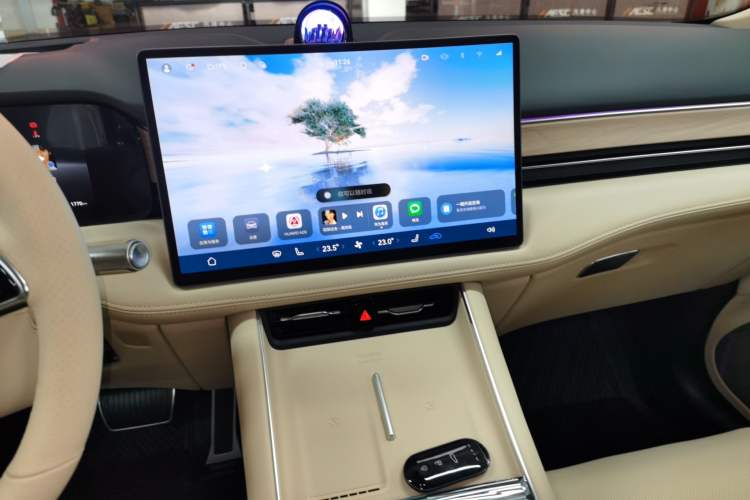 Used Hima AITO M5 2025 Extended-Range Ultra All-Wheel-Drive Version