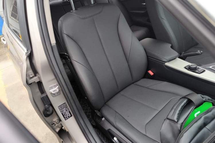 Used BMW 3 Series 2016 320Li Ambition Model