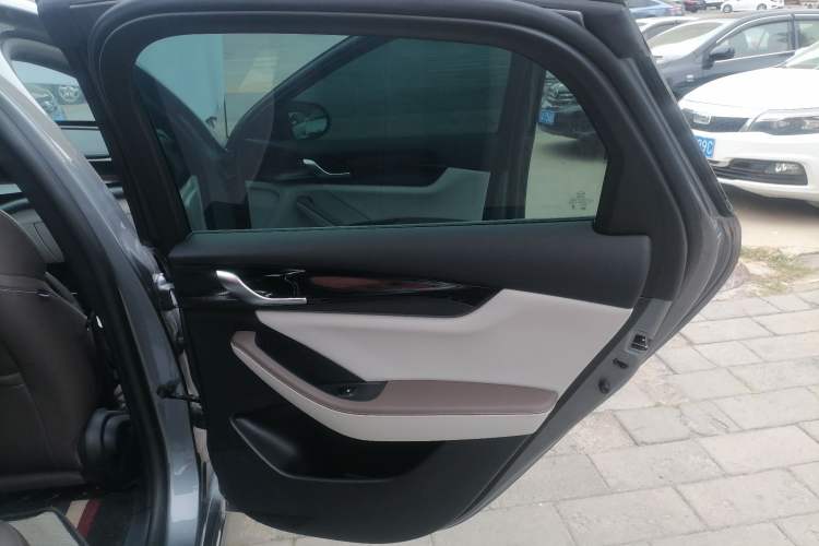 Used BYD Qin PLUS 2023 Champion Edition DM-i 55KM Leading Model
