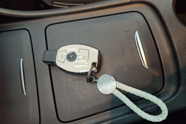 Used Mercedes-Benz A-Class 2015 A 200 Fashion Model
