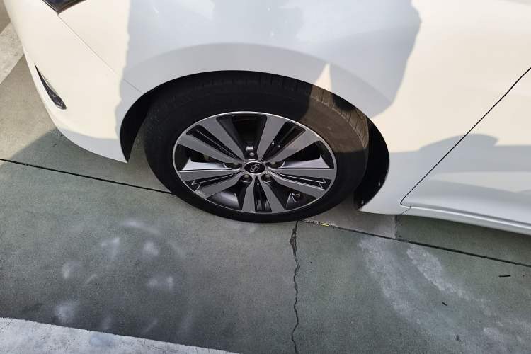 Used Hyundai Mistra 2014 1.8L Automatic Deluxe DLX Model