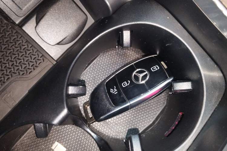 Used Mercedes-Benz E-Class 2021 E 300 L Stylish Model
