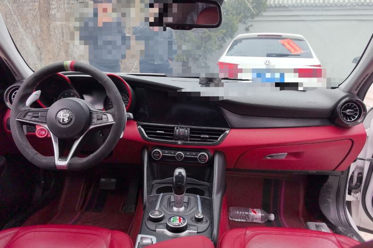 Used Alfa Romeo Giulia 2017 2.0T 200HP Luxury Edition