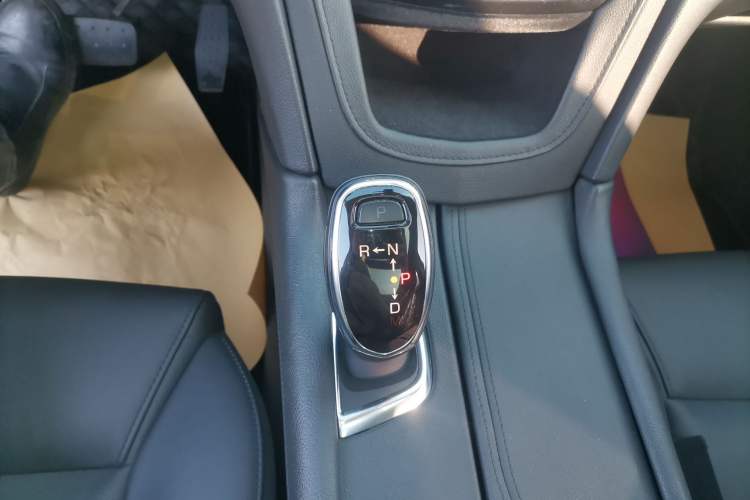 Used Cadillac XT5 2018 25T Luxury Model