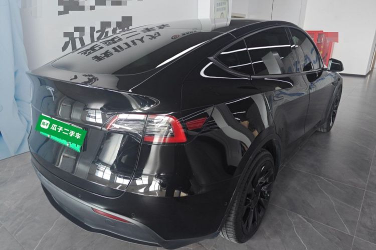 Used Tesla Model Y 2021 Long-Range All-Wheel-Drive Version 3D7
