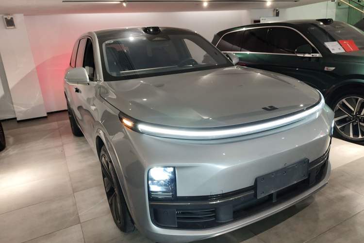 Used Li Auto L9 2022 Max model
