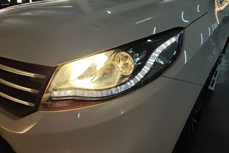 Used Dongfeng Fengon 580 2018 1.5T CVT Luxury Model
