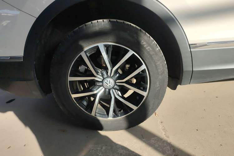 Used Volkswagen Tiguan L 2018 Facelift 330TSI Automatic Two-Wheel Drive Luxury Edition