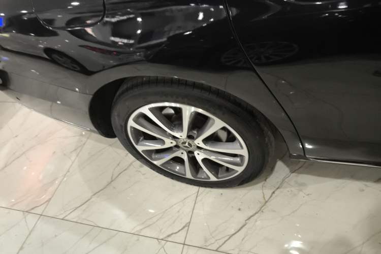 Used Mercedes-Benz E-Class 2017 E 300 L Luxury Model
