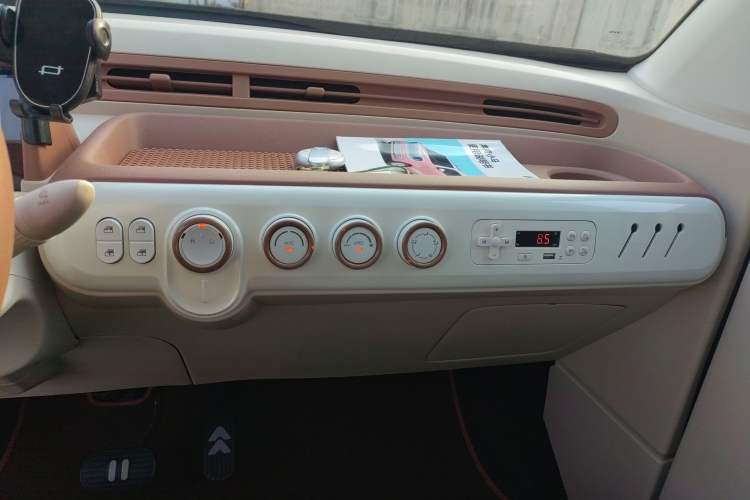 Used Bestune Pony 2026 Model 222km Shining Horse