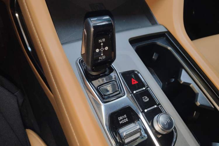 Used Lynk & Co 09 EM-P 2023 2.0TD EM-P Long-Range Version PM Six-Seater
