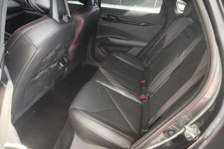 Used Changan UNI-V 2022 1.5T Prestige Version
