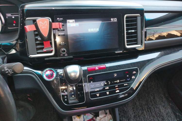 Used Honda Elysion 2019 2.0L Hybrid Luxury Edition
