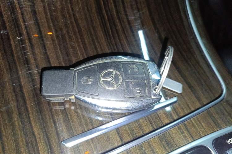 Used Mercedes-Benz GLC 2018 GLC 260 4MATIC Luxury Model