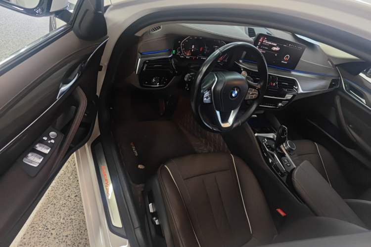 Used BMW 5 Series 2021 530Li Leading Luxury Package
