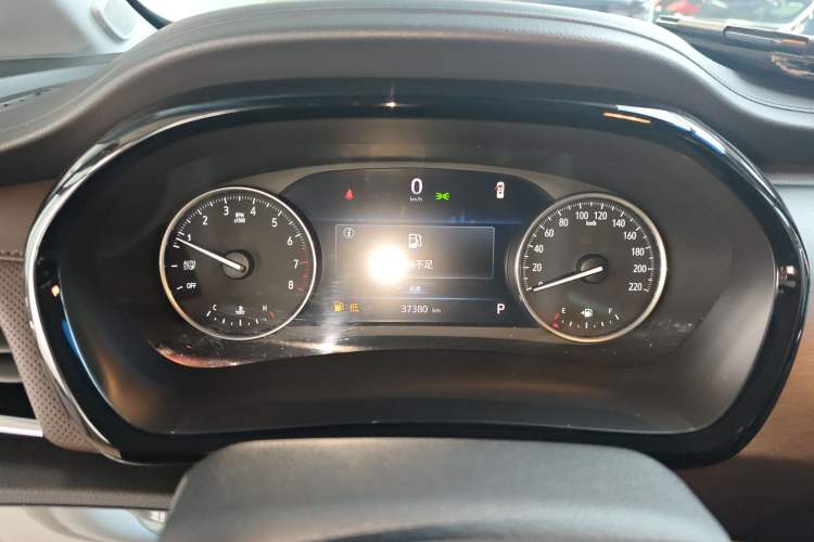 Used Buick GL8 2022 Land Business Class 652T Luxury Model
