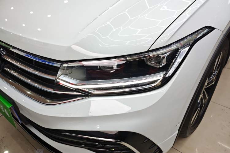 Used Volkswagen Tiguan L 2024 330TSI Automatic Two-Wheel Drive R-Line Enhanced Edition
