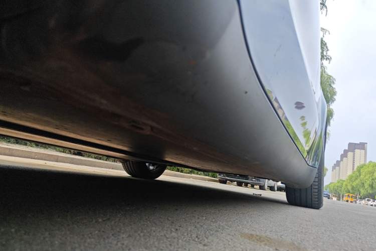 Used Tesla Model Y 2023 Rear-Wheel-Drive Version
