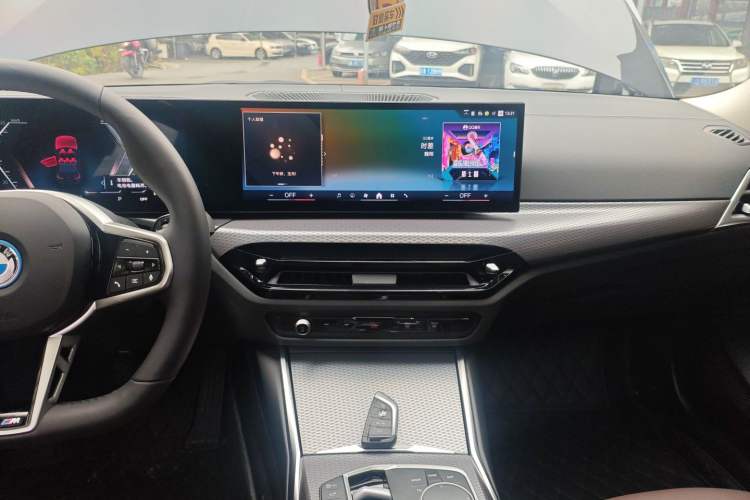 Used BMW i3 2025 eDrive 40 L Midnight Edition