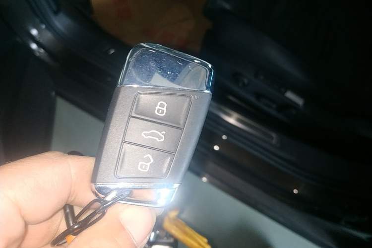 Used Volkswagen Variant 2017 380TSI Two-Wheel Drive Comfort Edition
