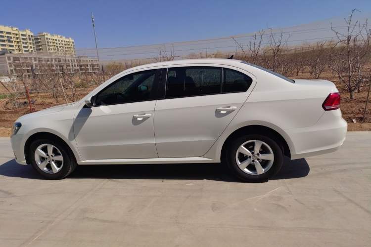 Used Volkswagen Lavida 2019 1.5L Automatic Fashion Edition China VI
