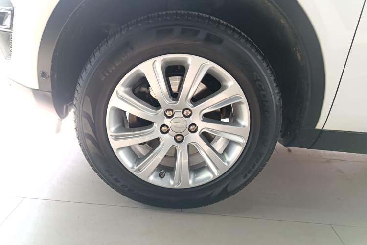 Used Land Rover Discovery Sport 2019 240 PS SE Version China VI Standard