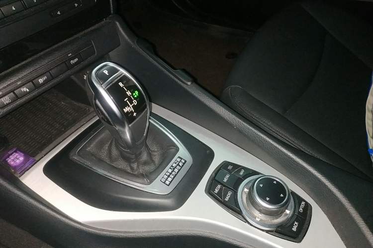 Used BMW X1 2014 sDrive18i Leading Model
