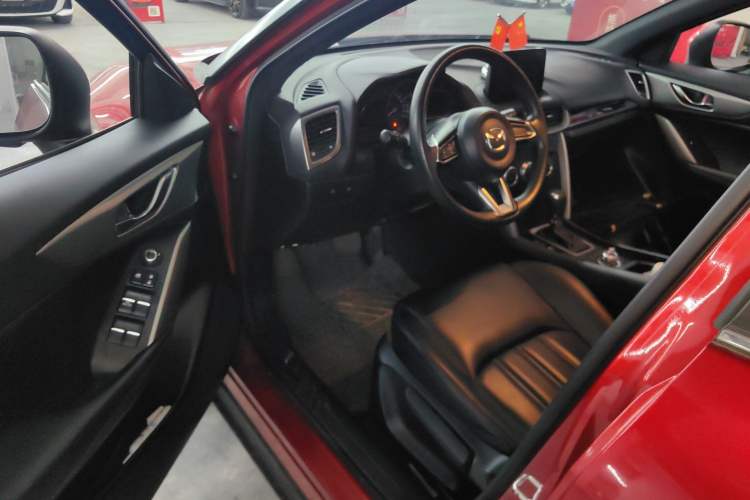 Used Mazda CX-4 2018 2.0L Automatic Two-Wheel Drive Blue Sky Dynamic Version China VI Standard