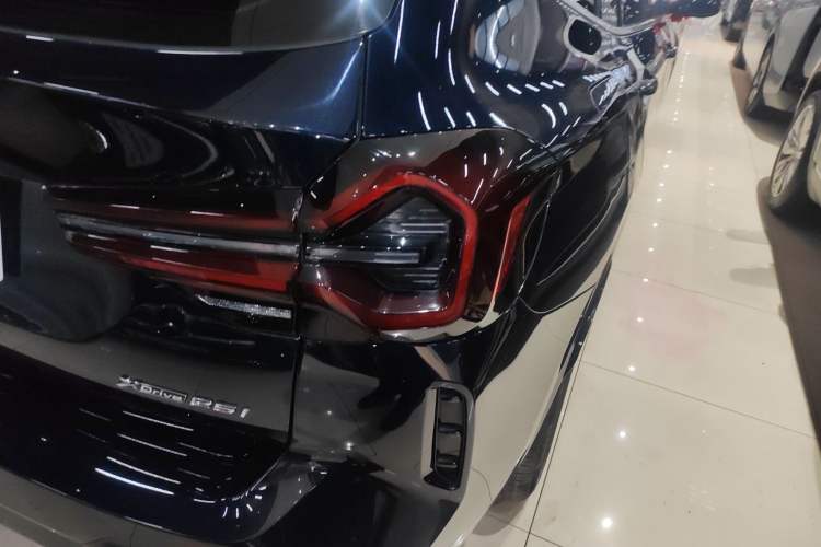 Used BMW X3 2023 xDrive25i M Sport Package
