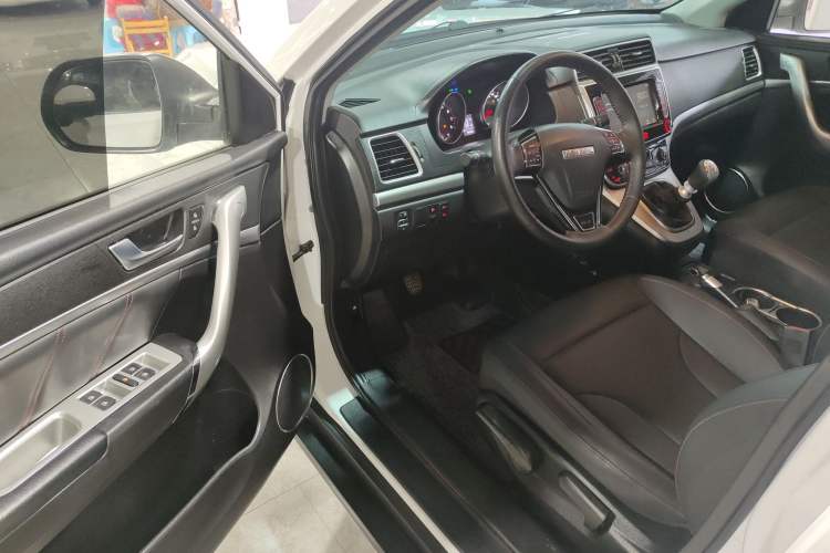 Used Haval M6 2019 1.5T Manual Two-Wheel Drive Elite Version China VI Standard
