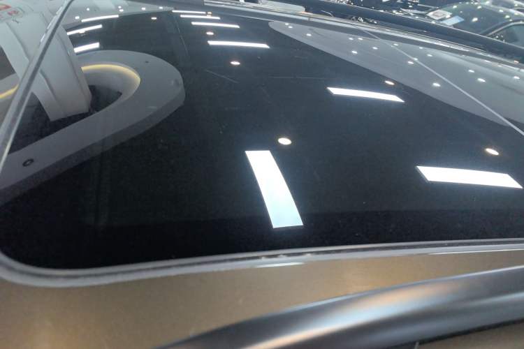 Used Volkswagen Tiguan 2017 300TSI Automatic Two-Wheel Drive Silk Road Comfort Edition
