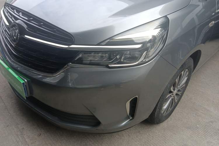 Used Buick GL8 2020 Land Cruiser Executive Class 652T Comfort Model