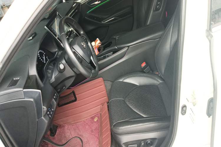 Used Toyota Avalon 2023 2.0L Premium Edition