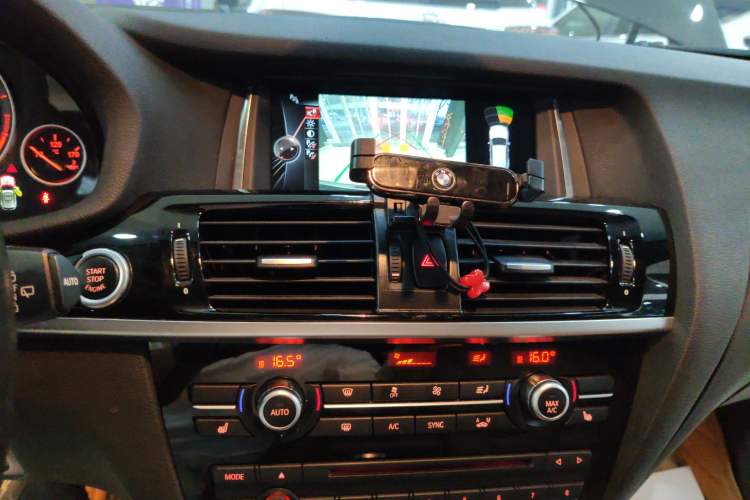 Used BMW X3 2016 xDrive20i Leading Model 5 Seats
